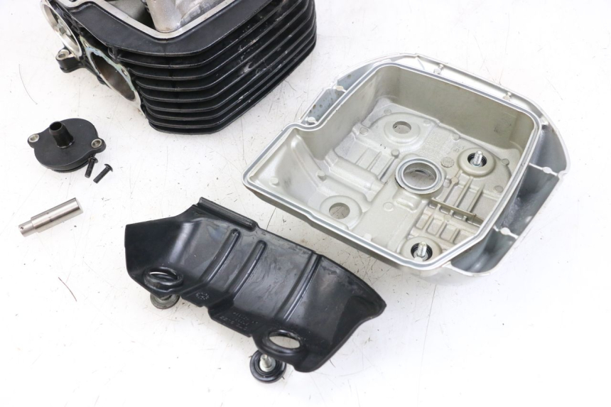 photo de ZYLINDERKOPF VORN MOTO GUZZI NORGE 8V GT 1200 (2011 - 2016)