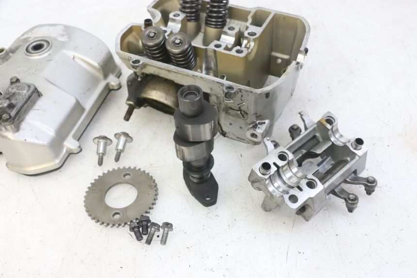 photo de ZYLINDERKOPF VORN HONDA NTV DEAUVILLE ABS 700 (2007 - 2016)