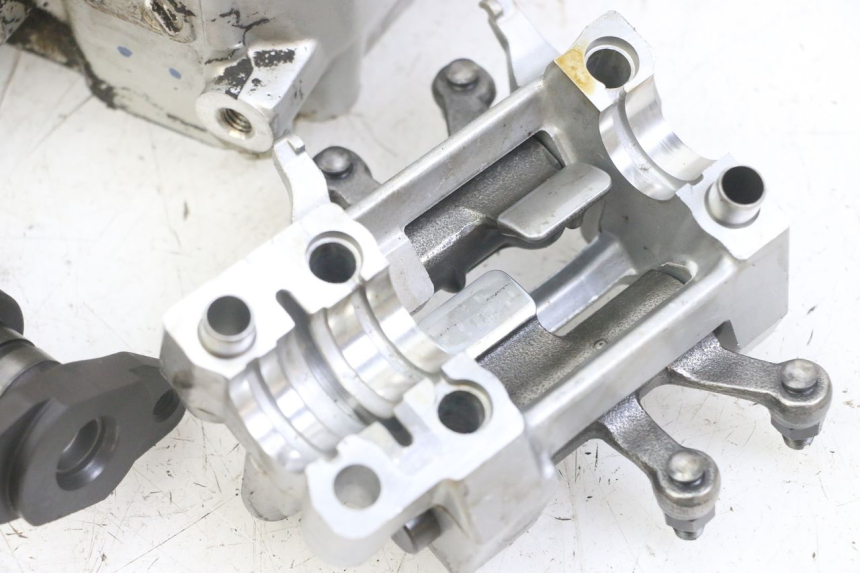 photo de ZYLINDERKOPF VORN HONDA NTV DEAUVILLE ABS 700 (2007 - 2016)