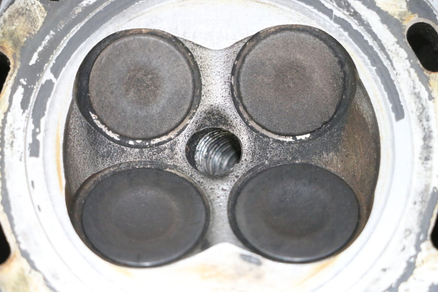 photo de ZYLINDERKOPF SUZUKI BURGMAN 125 (2007 - 2014)