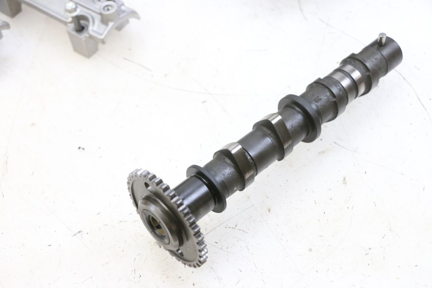 photo de ZYLINDERKOPF SUZUKI BURGMAN 650 (2013 - 2020)