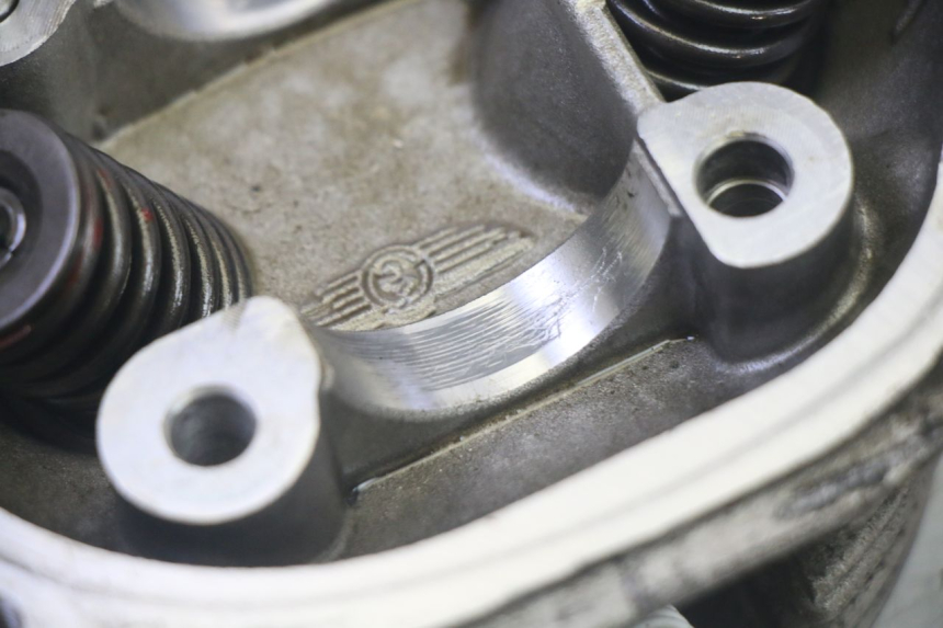 photo de ZYLINDERKOPF LONGJIA DIGITA 4T 50 (2019 - 2022) - Kennzeichnungen und Originalreferenzen