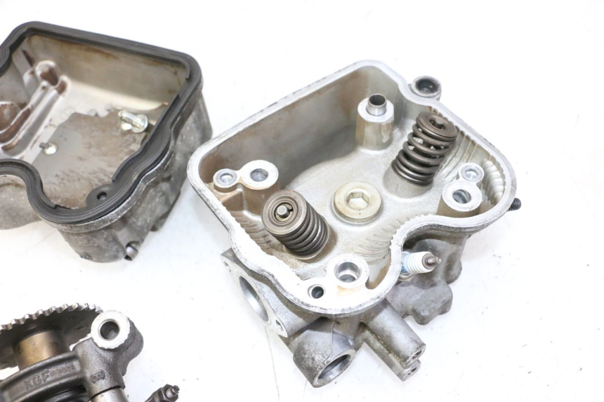 photo de Zylinderkopf HONDA FES S-WING SWING ABS 125 (2007 - 2015)