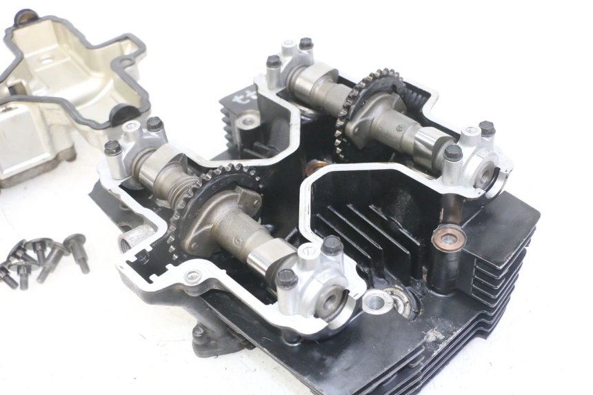 photo de ZYLINDERKOPF SUZUKI GS GSE 500 (2001 - 2003)
