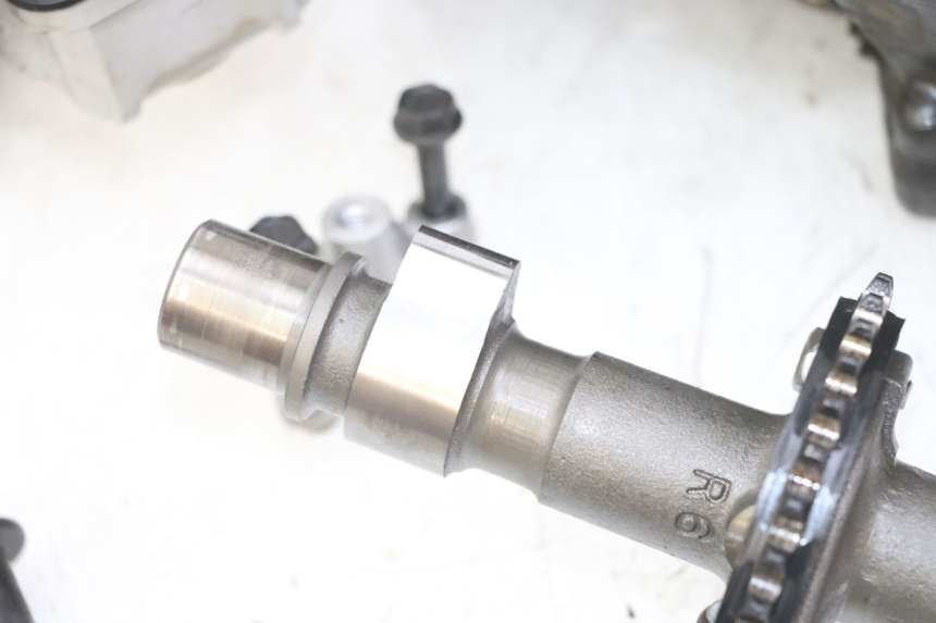 photo de ZYLINDERKOPF SUZUKI GS GSE 500 (2001 - 2003)