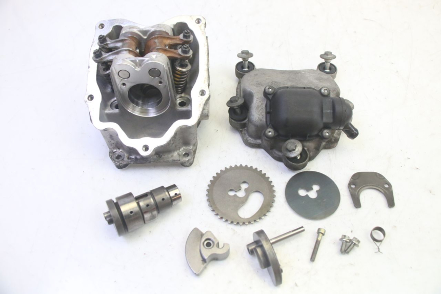 photo de ZYLINDERKOPF PIAGGIO MP3 RL 250 (2007 - 2010) - Weitere Ansicht des Artikels