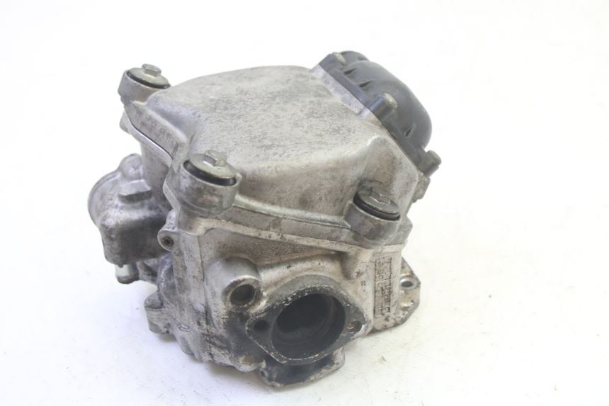 photo de ZYLINDERKOPF PIAGGIO MP3 RL 250 (2007 - 2010) - Details der Befestigungspunkte