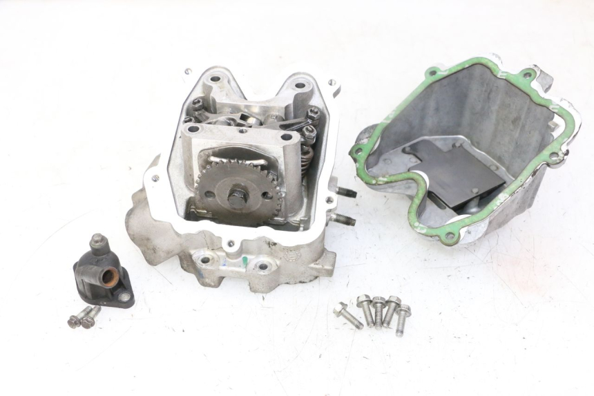 photo de ZYLINDERKOPF PEUGEOT SATELIS 125 (2013 - 2018) - Weitere Ansicht des Artikels