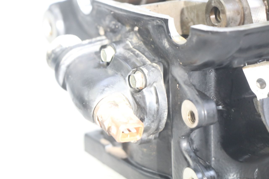 photo de ZYLINDERKOPF TRIUMPH SPRINT ST 955 (1999 - 2001)