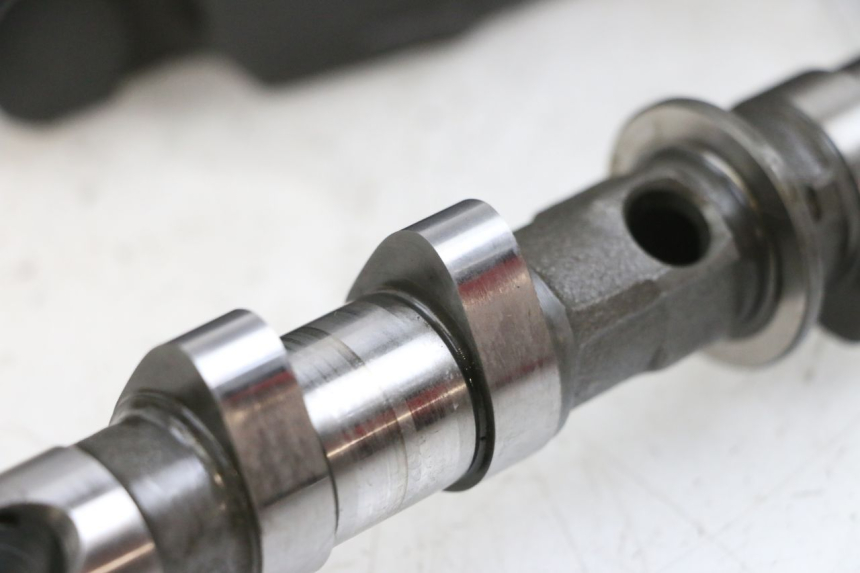 photo de ZYLINDERKOPF YAMAHA TDM ABS 900 (2002 - 2014) - Detailansicht des Bauteils