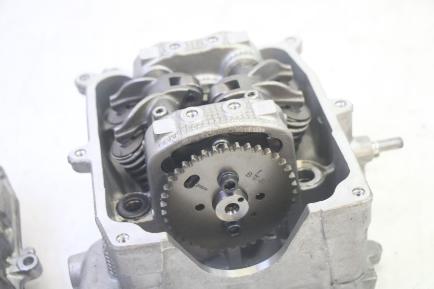 photo de ZYLINDERKOPF YAMAHA TRICITY 300 (2020 - 2024) - Charakteristische Merkmale