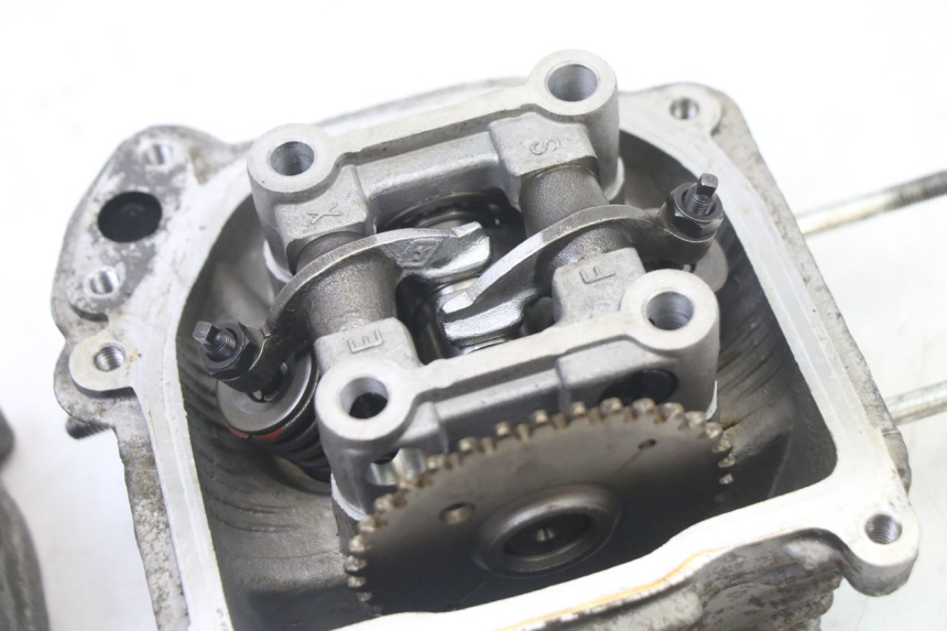 photo de ZYLINDERKOPF PEUGEOT V-CLIC VCLIC 50 (2007 - 2013)