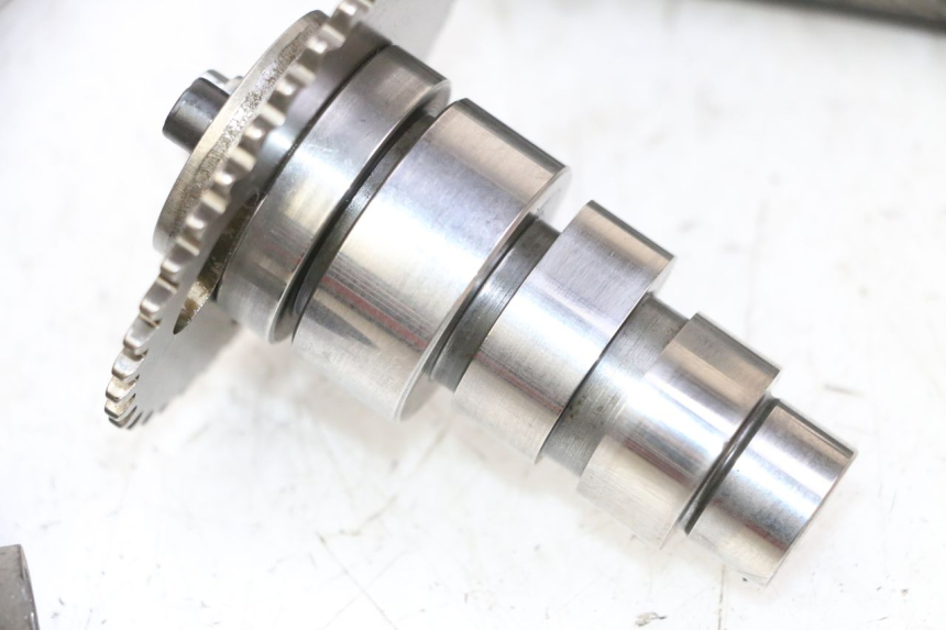 photo de ZYLINDERKOPF PIAGGIO XEVO - X EVO 125 (2007 - 2016)