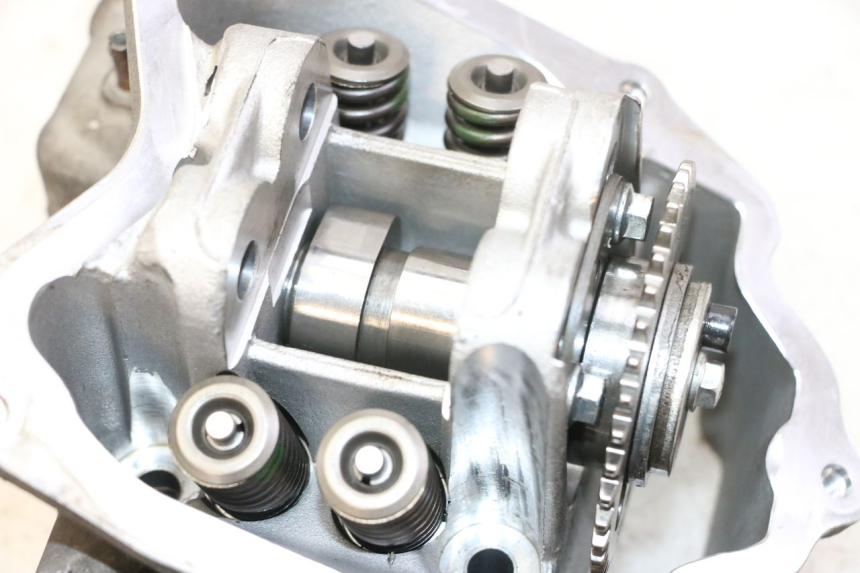 photo de ZYLINDERKOPF PIAGGIO XEVO - X EVO 125 (2007 - 2016)