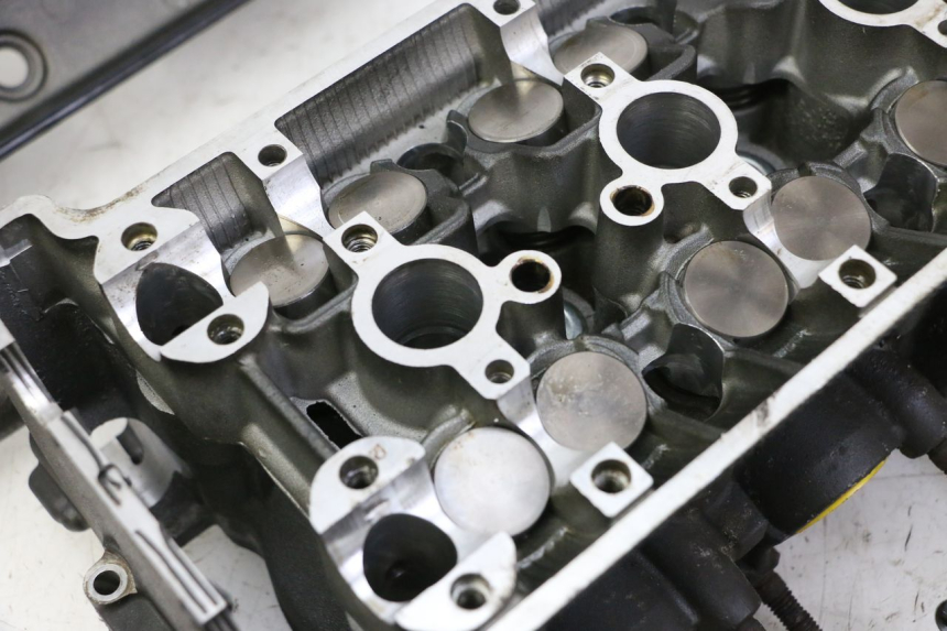 photo de ZYLINDERKOPF YAMAHA XJ6 600 (2008 - 2016)