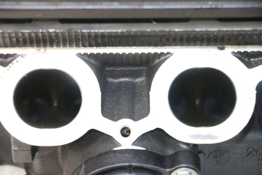 photo de ZYLINDERKOPF YAMAHA XJ6 600 (2008 - 2016)