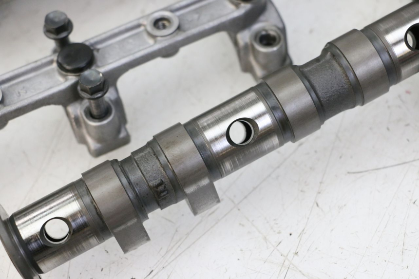 photo de ZYLINDERKOPF YAMAHA FZS FAZER 600 (2001 - 2003)