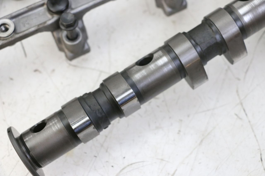 photo de ZYLINDERKOPF YAMAHA FZS FAZER 600 (2001 - 2003)