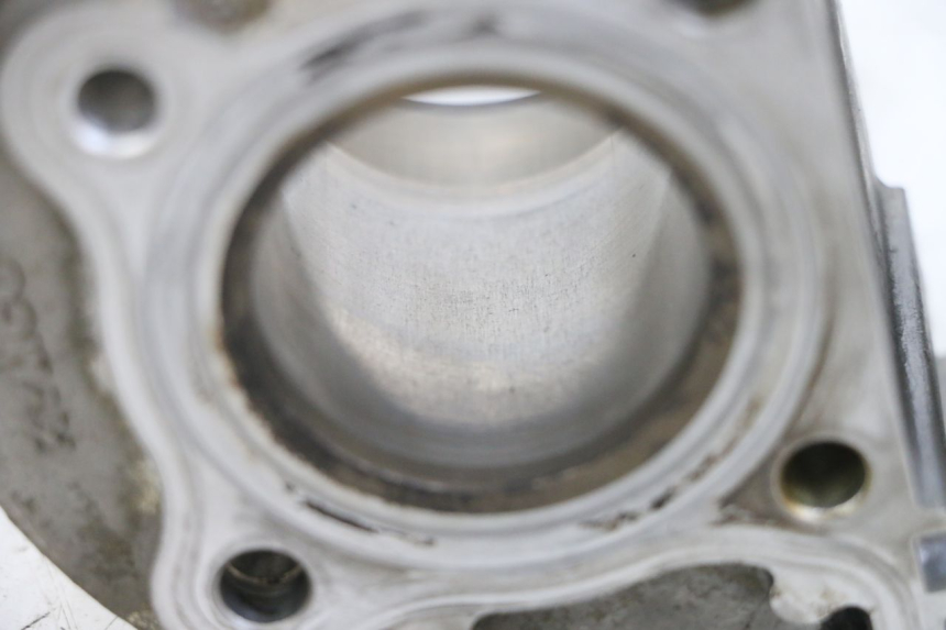 photo de ZYLINDER KOLBEN KYMCO AGILITY 16+ 4T 50 (2018 - 2023) - Oberflächenzustand und Material