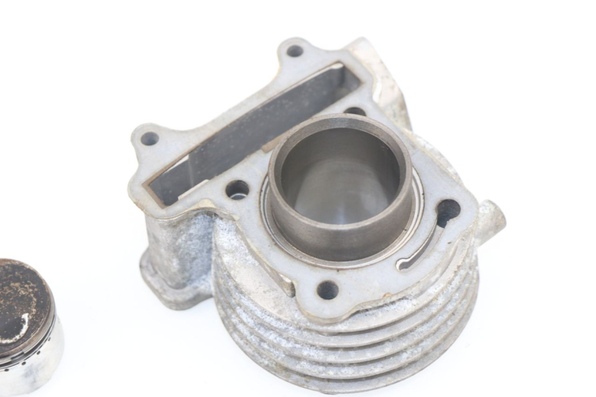 photo de ZYLINDER KOLBEN BAOTIAN BT 49 QT-9 50 (2006 - 2010)