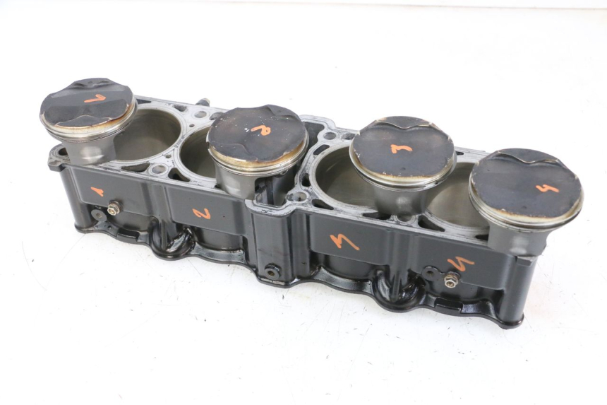 photo de ZYLINDER KOLBEN MV AGUSTA BRUTALE R WALLY 910 (2008 - 2008) - Hauptansicht