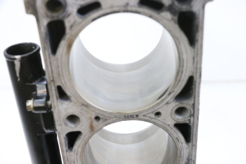 photo de ZYLINDER KOLBEN MV AGUSTA BRUTALE R WALLY 910 (2008 - 2008) - Qualität der Gebrauchtware