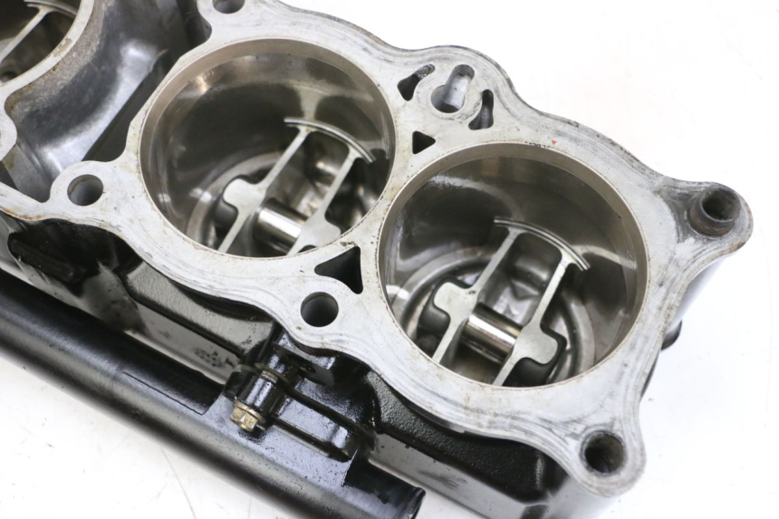 photo de ZYLINDER KOLBEN MV AGUSTA BRUTALE R WALLY 910 (2008 - 2008) - Gesamtansicht des Produkts