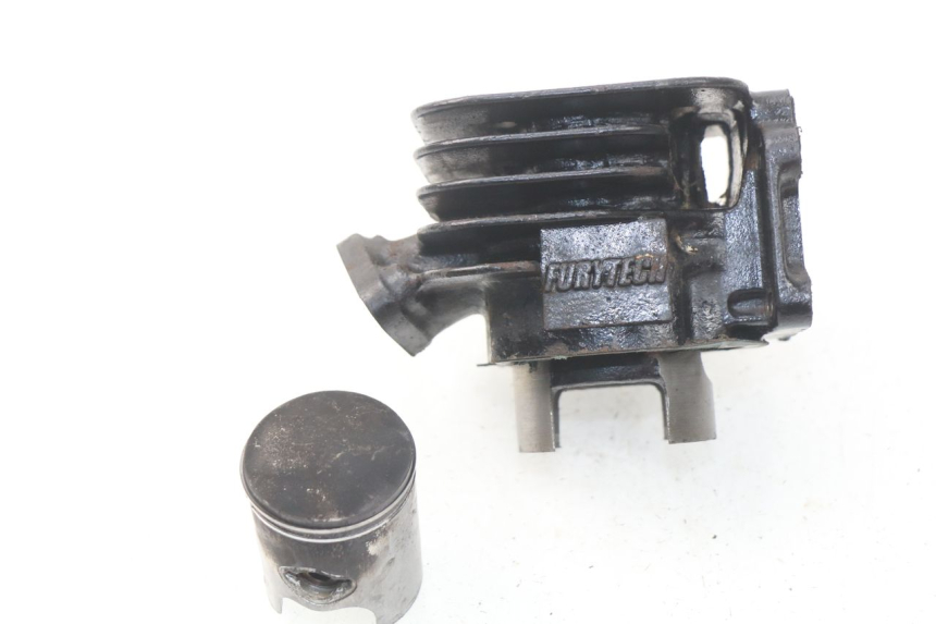 photo de ZYLINDER KOLBEN YAMAHA BW'S 50 (1999 - 2003) - Zoom auf Komponenten