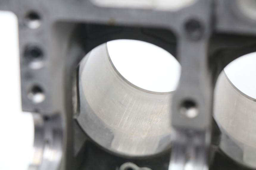 photo de ZYLINDER KOLBEN SUZUKI GSX-R GSXR K16 1000 (2012 - 2016) - Hochauflösende Nahaufnahme