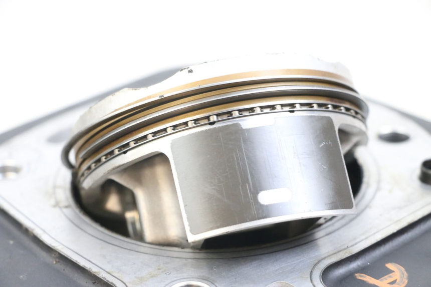 photo de ZYLINDER KOLBEN MOTO GUZZI NORGE 8V GT 1200 (2011 - 2016)