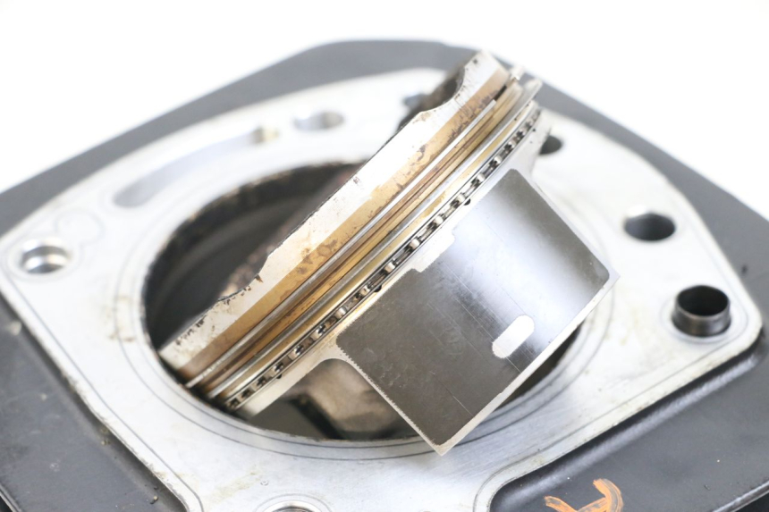 photo de ZYLINDER KOLBEN MOTO GUZZI NORGE 8V GT 1200 (2011 - 2016)