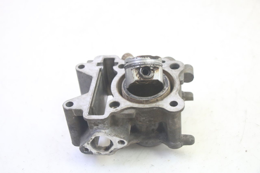 photo de ZYLINDER KOLBEN YAMAHA NEOS NEO'S 4T 50 (2008 - 2016) - Hauptansicht