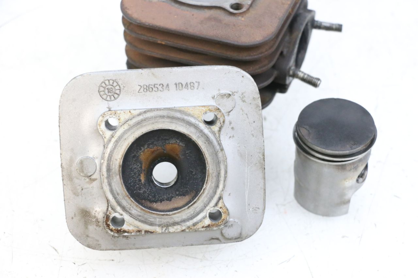 photo de ZYLINDER KOLBEN PIAGGIO NEW TYPHOON 50 (2018 - 2021) - Profilansicht des Ersatzteils