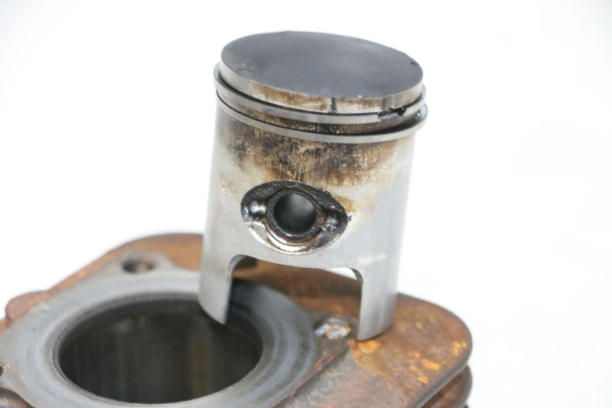 photo de ZYLINDER KOLBEN PIAGGIO NEW TYPHOON 50 (2018 - 2021) - Zoom auf Gebrauchszustand