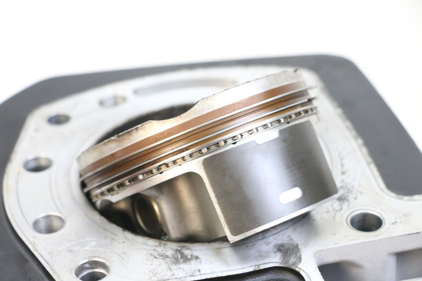 photo de ZYLINDER KOLBEN MOTO GUZZI NORGE 8V GT 1200 (2011 - 2016)
