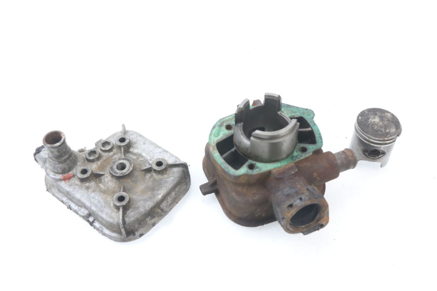 photo de ZYLINDER KOLBEN PEUGEOT LUDIX BLASTER 50 (2006 - 2014)