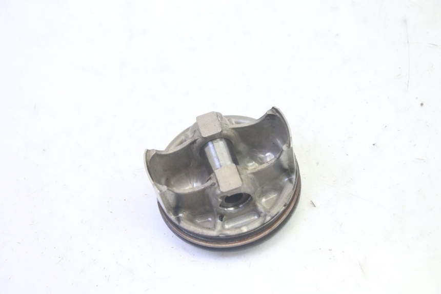 photo de ZYLINDER KOLBEN YAMAHA TRICITY 300 (2020 - 2024) - Fokus auf die Struktur