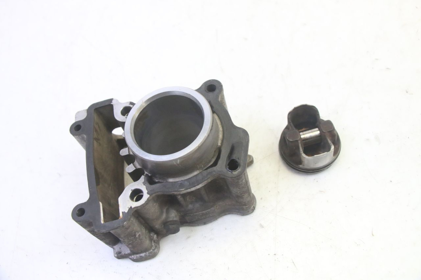 photo de ZYLINDER KOLBEN YAMAHA X-MAX XMAX 125 (2010 - 2014)