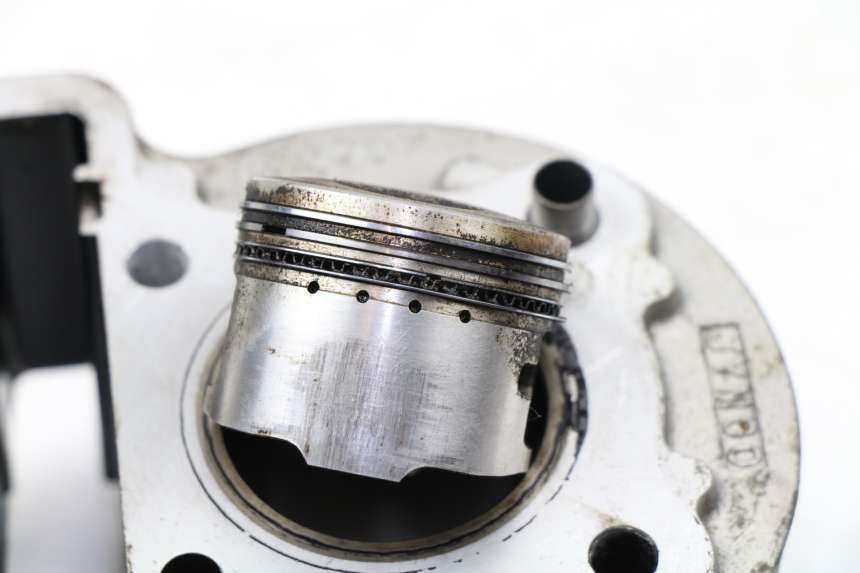 photo de ZYLINDER KOLBEN ZHONGNENG ZN50QT 50 (2005 - 2010) - Hochauflösende Nahaufnahme