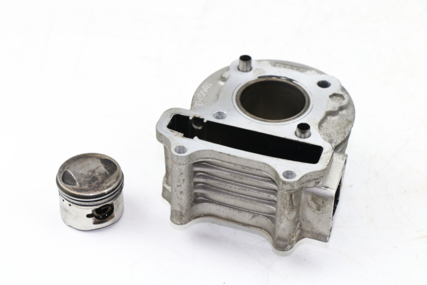 photo de ZYLINDER KOLBEN ZHONGNENG ZN50QT 50 (2005 - 2010) - Geprüftes Gebrauchtteil