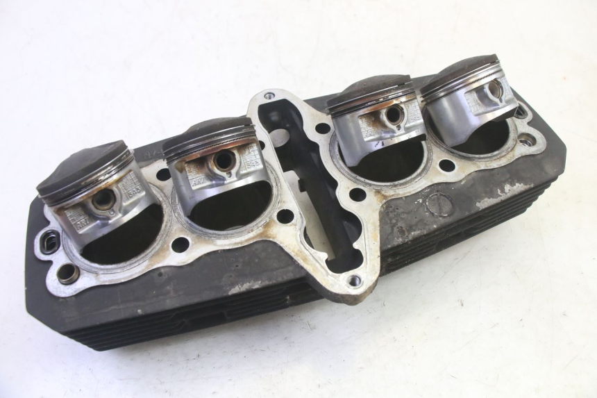 photo de ZYLINDER KOLBEN KAWASAKI ZR 7 750 (1999 - 2001) - Hauptansicht