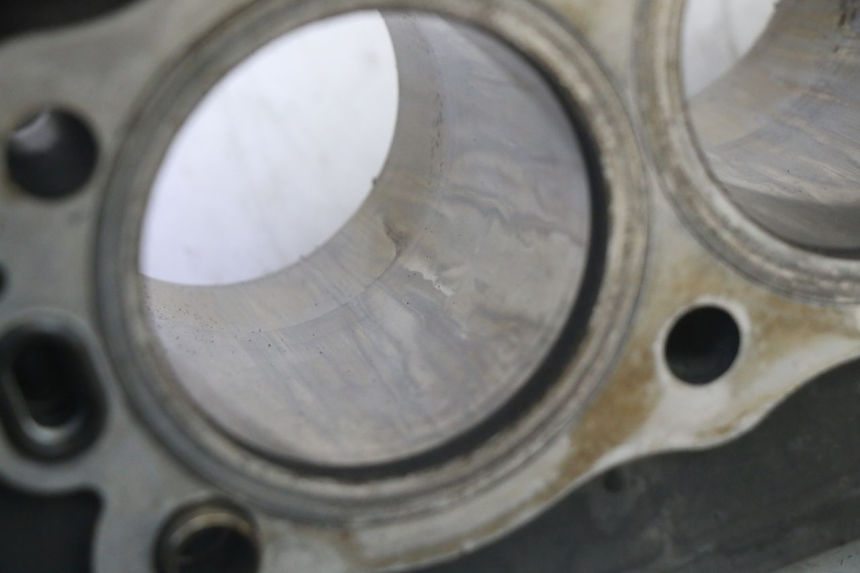 photo de ZYLINDER KOLBEN KAWASAKI ZR 7 750 (1999 - 2001) - Weitere Ansicht des Artikels