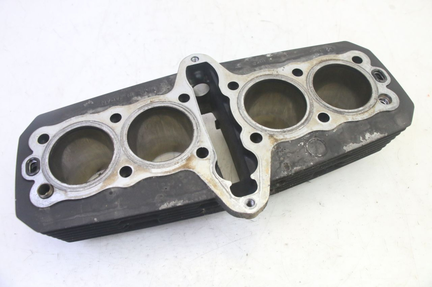 photo de ZYLINDER KOLBEN KAWASAKI ZR 7 750 (1999 - 2001) - Oberflächenzustand und Material