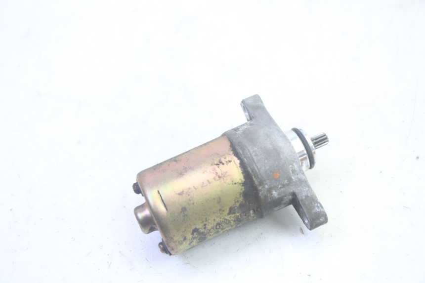 photo de ANLASSER PEUGEOT DJANGO 4T 50 (2014 - 2019) - Details der Befestigungspunkte