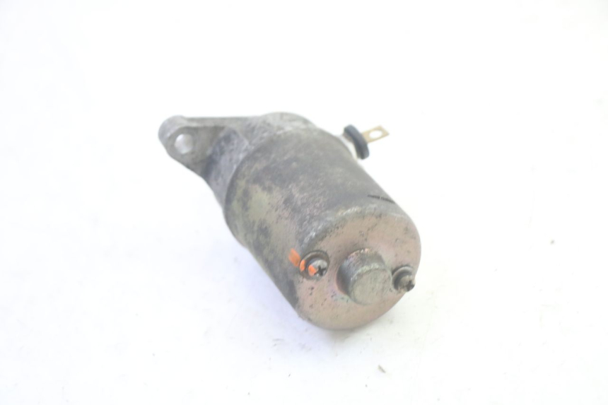 photo de STARTER PEUGEOT KISBEE 4T 50 (2018 - 2022) - Details der Befestigungspunkte