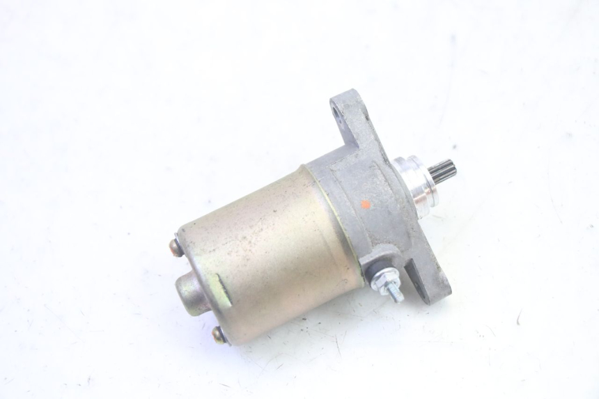 photo de ANLASSER JM MOTORS SANTANA EVO 50 (2024 - 2026) - Technische Nahaufnahme