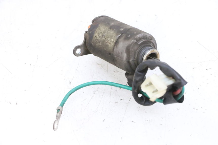 photo de ANLASSER PEUGEOT SPEEDFIGHT 4 4T EFI 50 (2021 - 2025) - Details der Befestigungspunkte