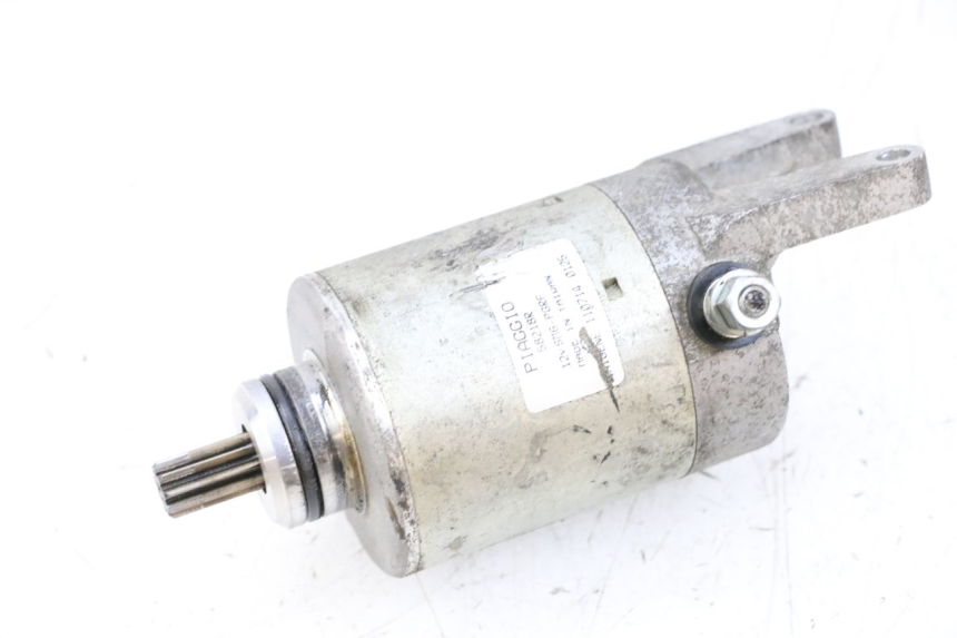 photo de ANLASSER PIAGGIO VESPA GTS SUPER IE 125 (2009 - 2016) - Technische Nahaufnahme