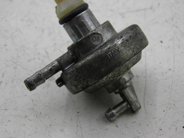 photo de TANKUNTERDRUCK PEUGEOT ELYSTAR 50 (2002 - 2014)