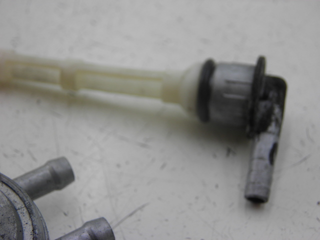 photo de TANKUNTERDRUCK PIAGGIO ZIP 2T 50 (2009 - 2019)